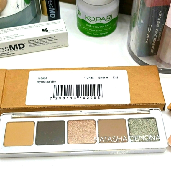 NATASHA DENONA - Picture 5 of 7